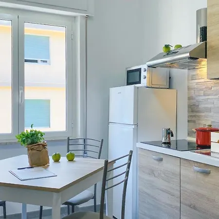 Babyaccommodation Family Panoramic Ii * Пьетра-Лигуре