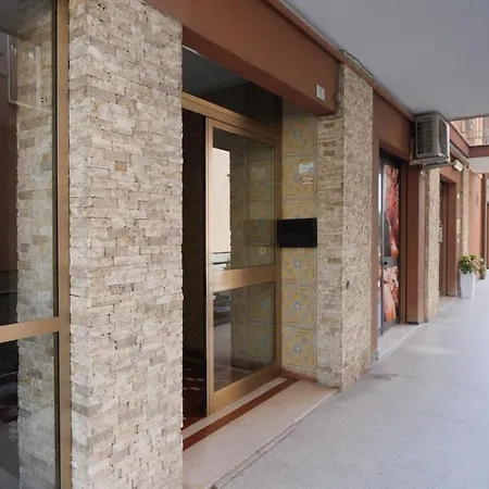 Daire Babyaccommodation Family Panoramic Ii Pietra Ligure